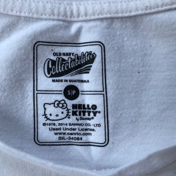 Women’s collectible white Hello Kitty’s-shirt. - Picture 4 of 6